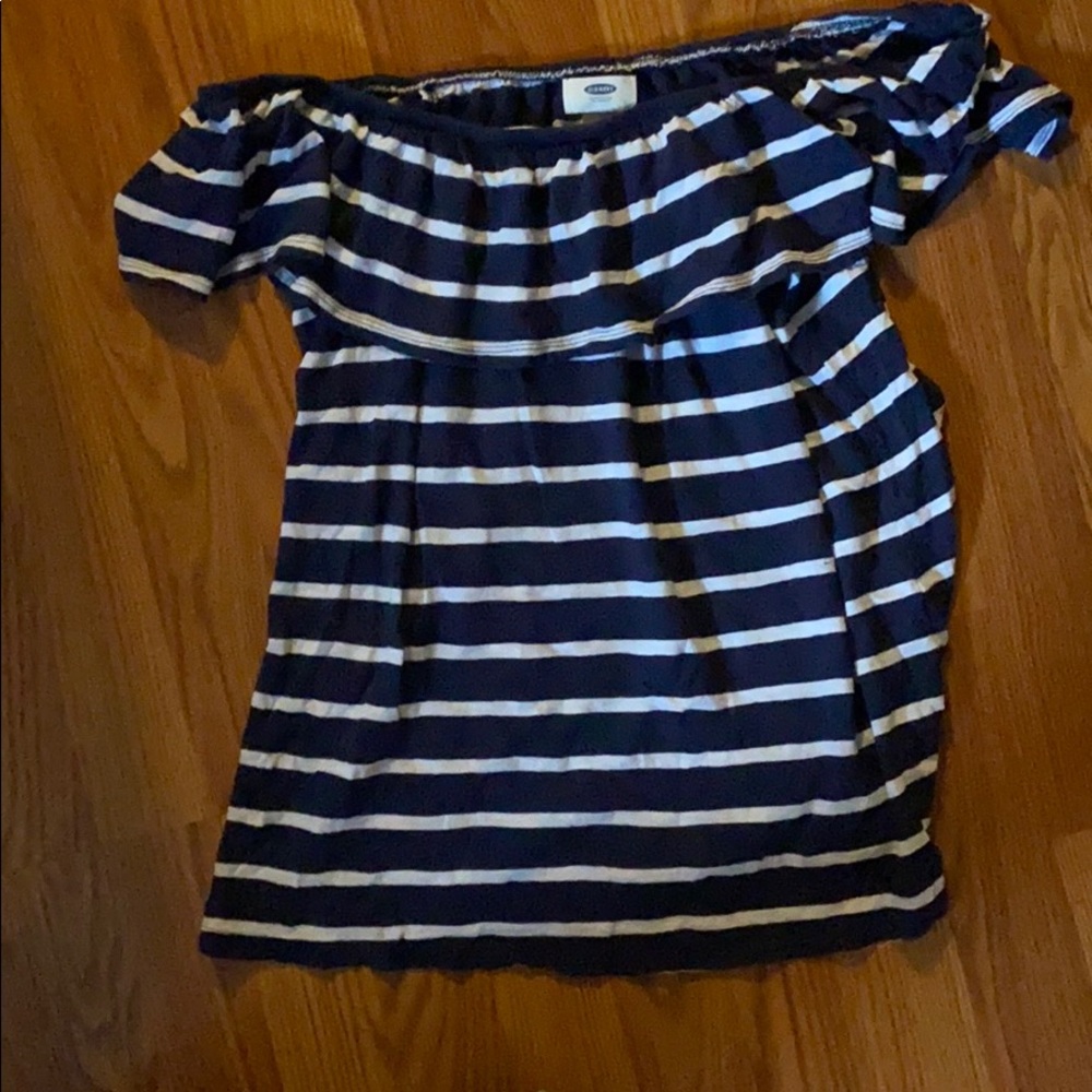 Old navy shirt
